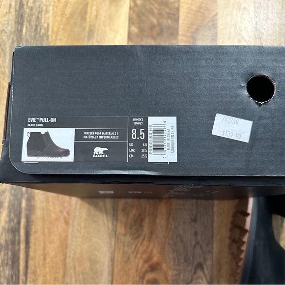 Sorel suede ankle boots 8.5, NWB, waterproof materials, winter boots, Wedge heel - Picture 2 of 9